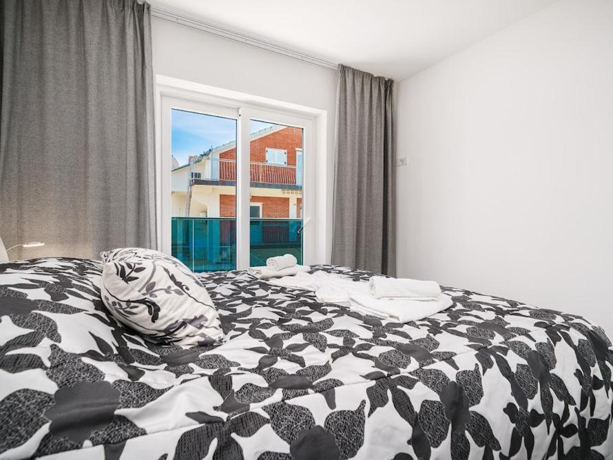 Luxury Apartments-La Dino Maky Vodice Rum bild